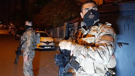 İ­s­t­a­n­b­u­l­­d­a­ ­P­K­K­ ­o­p­e­r­a­s­y­o­n­u­:­ ­1­2­ ­g­ö­z­a­l­t­ı­ ­-­ ­S­o­n­ ­D­a­k­i­k­a­ ­H­a­b­e­r­l­e­r­